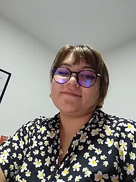 Snapshot of Sakura_0505 chatting on October 2, 10:39 pm Sakura 0505 online show from October 2, 10:39 pm