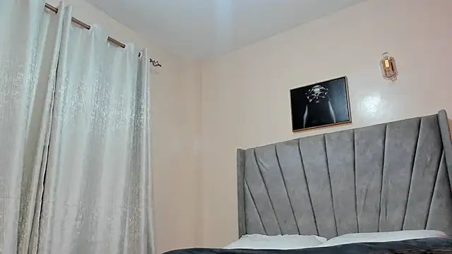 thee sexy goddess online show from January 24, 2:39 am