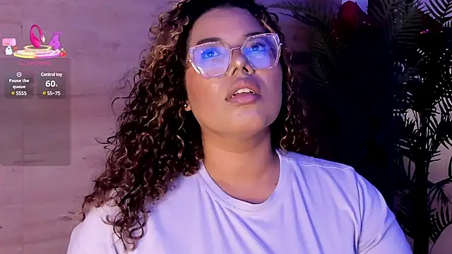 Snapshot of _nickypurple_ chatting on March 18, 12:03 pm nickypurple online show from March 18, 12:03 pm