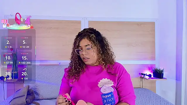 Snapshot of _nickypurple_ chatting on September 15, 11:32 am nickypurple online show from September 15, 11:32 am