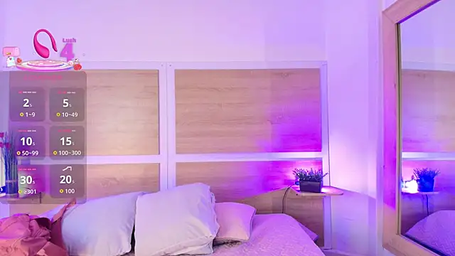 Snapshot of _nickypurple_ chatting on October 4, 7:12 pm nickypurple online show from October 4, 7:12 pm