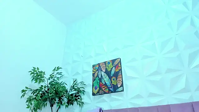 Hellen Sky online show from February 25, 7:14 pm