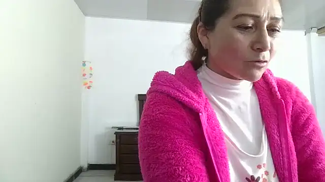 Snapshot of ruby-milf1 chatting on December 4, 3:48 am ruby-milf1 online show from December 4, 3:48 am