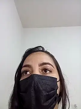 Snapshot of MEGAN_X0XX chatting on December 20, 11:37 pm MEGAN X0XX online show from December 20, 11:37 pm