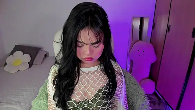 Snapshot of damn_that_booty chatting on February 24, 10:15 am damn that booty online show from February 24, 10:15 am