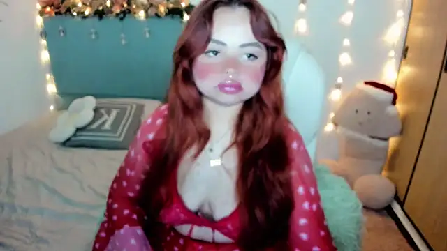 Snapshot of damn_that_booty chatting on December 16, 10:53 am damn that booty online show from December 16, 10:53 am