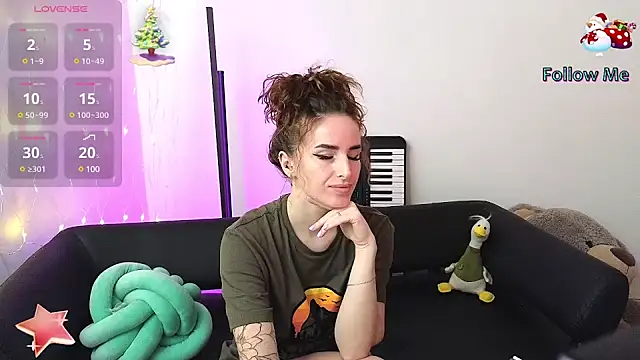 xx adrihanna xx online show from January 6, 5:06 pm