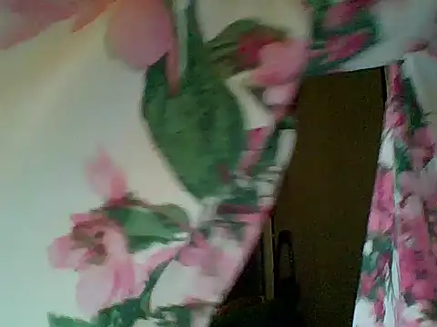 spundarella420 online show from December 18, 7:30 pm