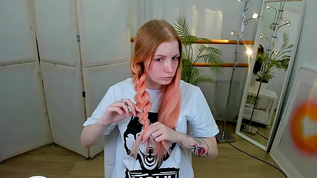 Mira  Blush online show from January 22, 8:49 pm