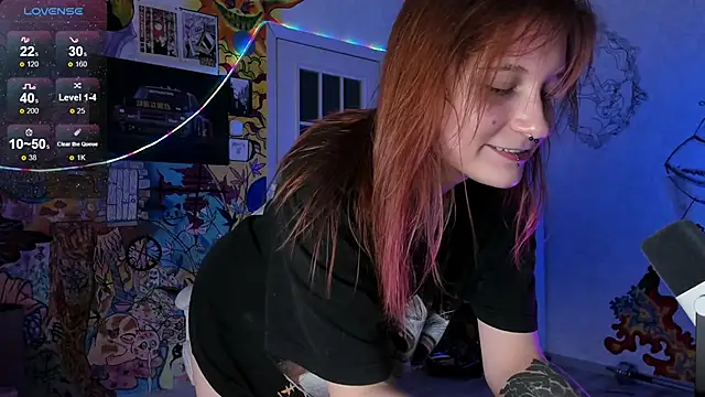 Sunny Mouse  online show from December 13, 1:55 pm