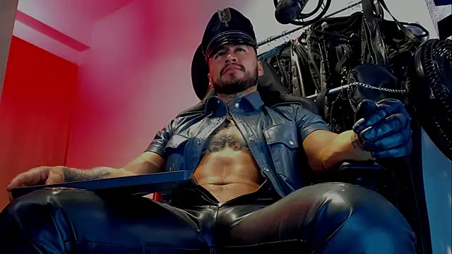 billyMayer  online show from January 9, 5:33 pm