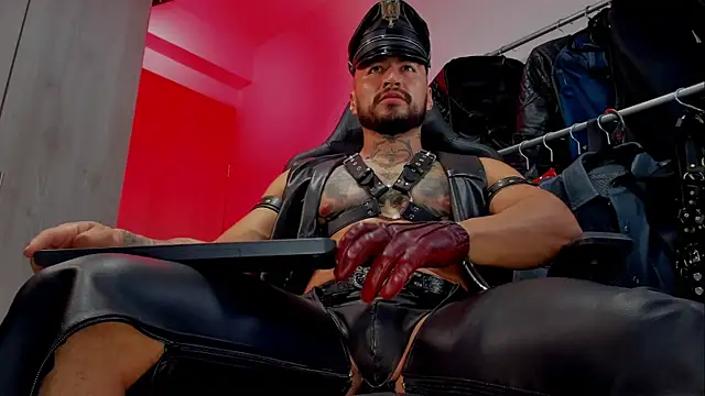 billyMayer  online show from February 3, 8:46 pm