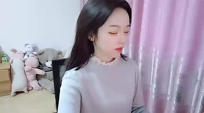 wwcc123 online show from March 19, 1:32 am