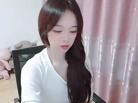 wwcc123 online show from September 28, 2:22 pm