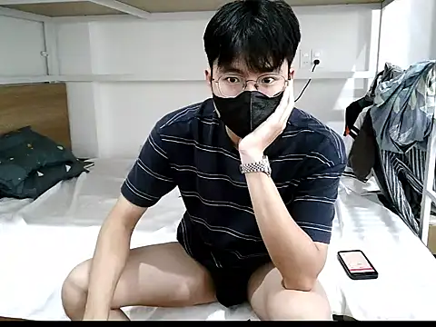 Gwencloudy online show from October 20, 6:47 am