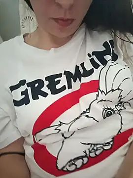 Snapshot of bruna_safadinhaa chatting on November 4, 2:38 pm bruna safadinhaa online show from November 4, 2:38 pm