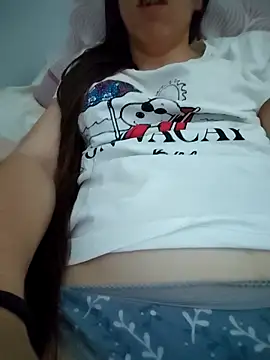 Snapshot of bruna_safadinhaa chatting on November 24, 3:34 pm bruna safadinhaa online show from November 24, 3:34 pm