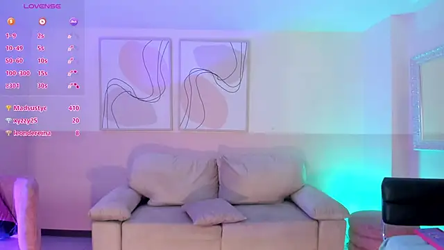 AlessiaCorleone  online show from January 25, 2:47 am