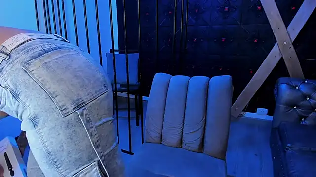 TeennNaugthy18 online show from September 17, 3:19 am