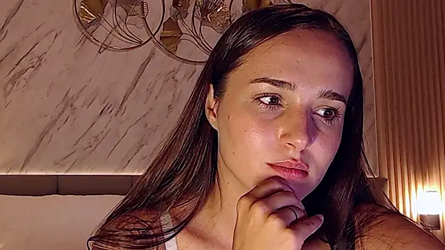 Snapshot of MeIisaLove chatting on January 26, 10:34 am MeIisaLove online show from January 26, 10:34 am