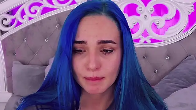 Snapshot of MeIisaLove chatting on March 11, 9:45 am MeIisaLove online show from March 11, 9:45 am