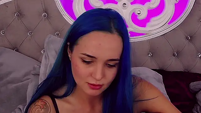 Snapshot of MeIisaLove chatting on March 15, 7:27 pm MeIisaLove online show from March 15, 7:27 pm