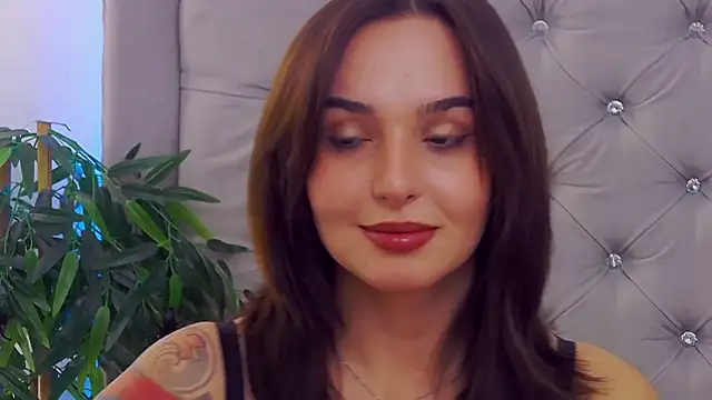 Snapshot of MeIisaLove chatting on October 12, 6:51 pm MeIisaLove online show from October 12, 6:51 pm