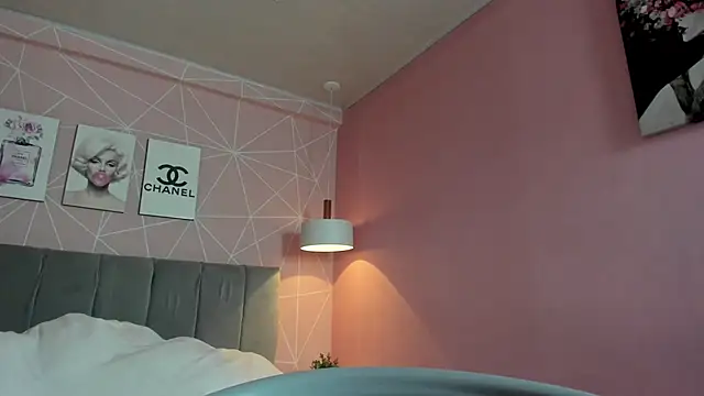 dolly zoe online show from January 29, 10:22 pm