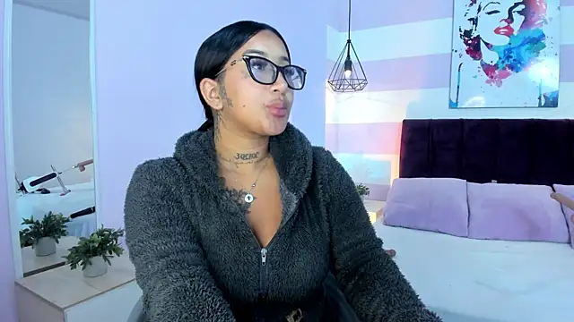 ayshel   online show from March 15, 4:46 am