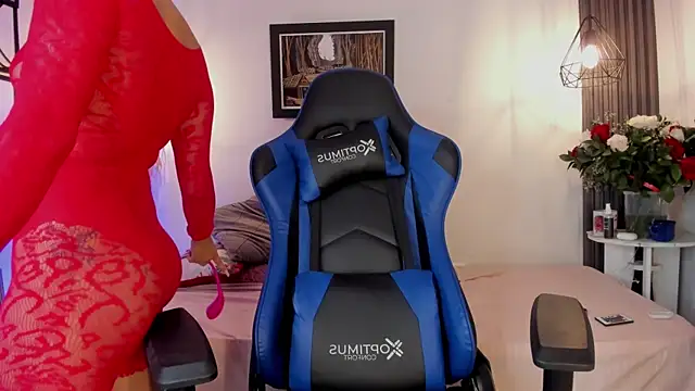 valerycolins online show from December 27, 10:26 pm