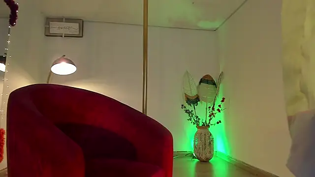 Kat Art online show from December 8, 1:02 am