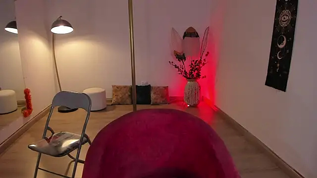 Kat Art online show from January 14, 2:08 am