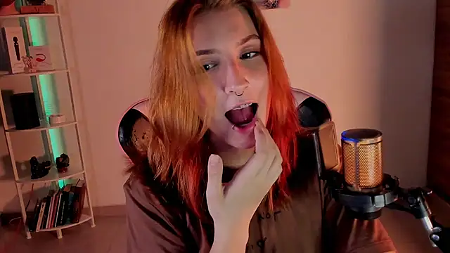 Dakotaa  online show from December 16, 4:45 am