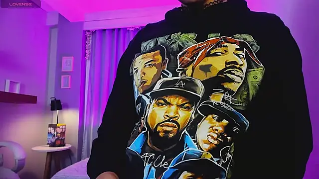 CoralineRicce  online show from January 20, 5:26 am