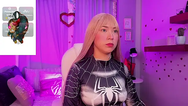 CoralineRicce  online show from February 19, 5:27 am