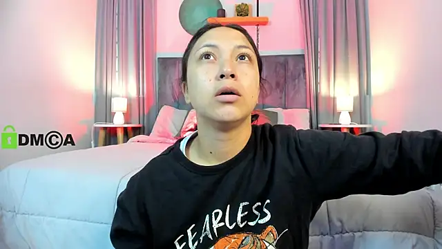 CoralineRicce  online show from September 10, 9:15 pm