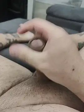 Snapshot of pete_97 chatting on December 26, 12:14 am pete 97 online show from December 26, 12:14 am