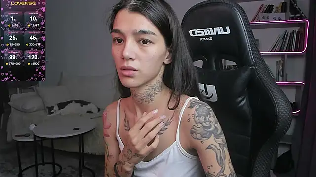 vinkitinkii online show from January 30, 9:36 am