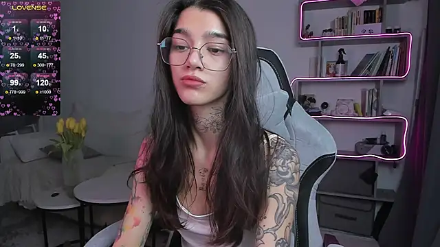 vinkitinkii online show from March 11, 6:32 am