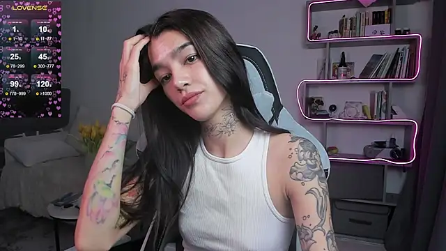 vinkitinkii online show from March 14, 7:04 am