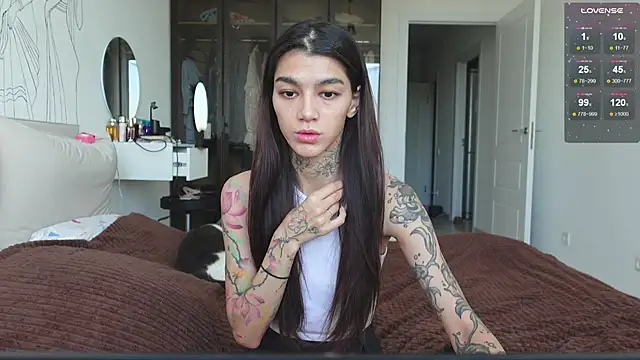 vinkitinkii online show from October 9, 7:06 am