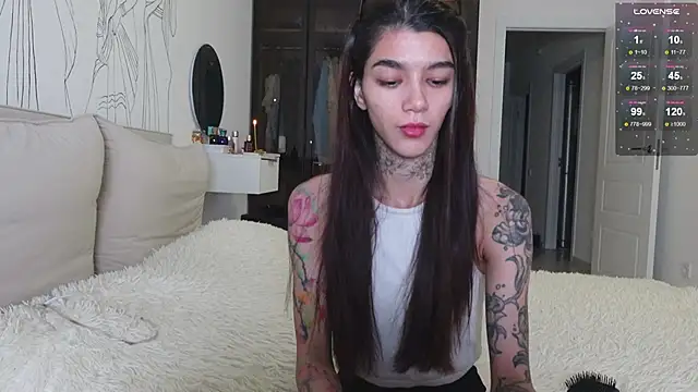 vinkitinkii online show from November 16, 5:35 am