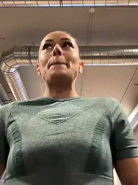 petrouchkaaa  online show from January 17, 9:49 am