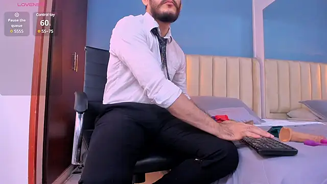 Snapshot of jeanpiere_ chatting on March 13, 1:40 pm jeanpiere online show from March 13, 1:40 pm