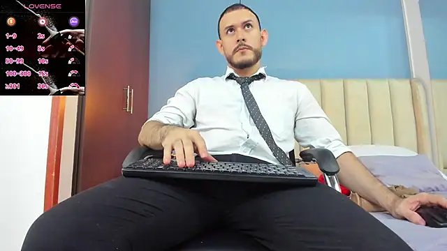 Snapshot of jeanpiere_ chatting on March 22, 1:30 pm jeanpiere online show from March 22, 1:30 pm