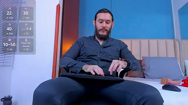 Snapshot of jeanpiere_ chatting on October 21, 3:07 am jeanpiere online show from October 21, 3:07 am