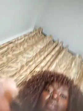 hornycreamybabe online show from September 30, 12:15 am