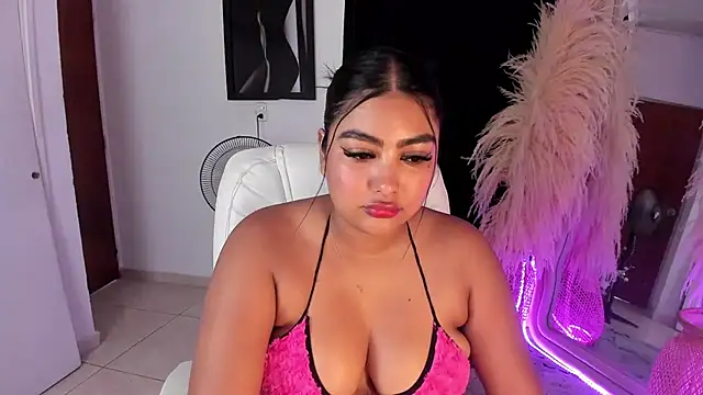 NatashaBrown12 online show from September 10, 1:33 pm