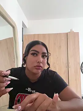 NatashaBrown12 online show from October 18, 1:01 pm