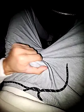 Snapshot of _badboyyy_6969 chatting on November 17, 7:19 pm badboyyy 6969 online show from November 17, 7:19 pm